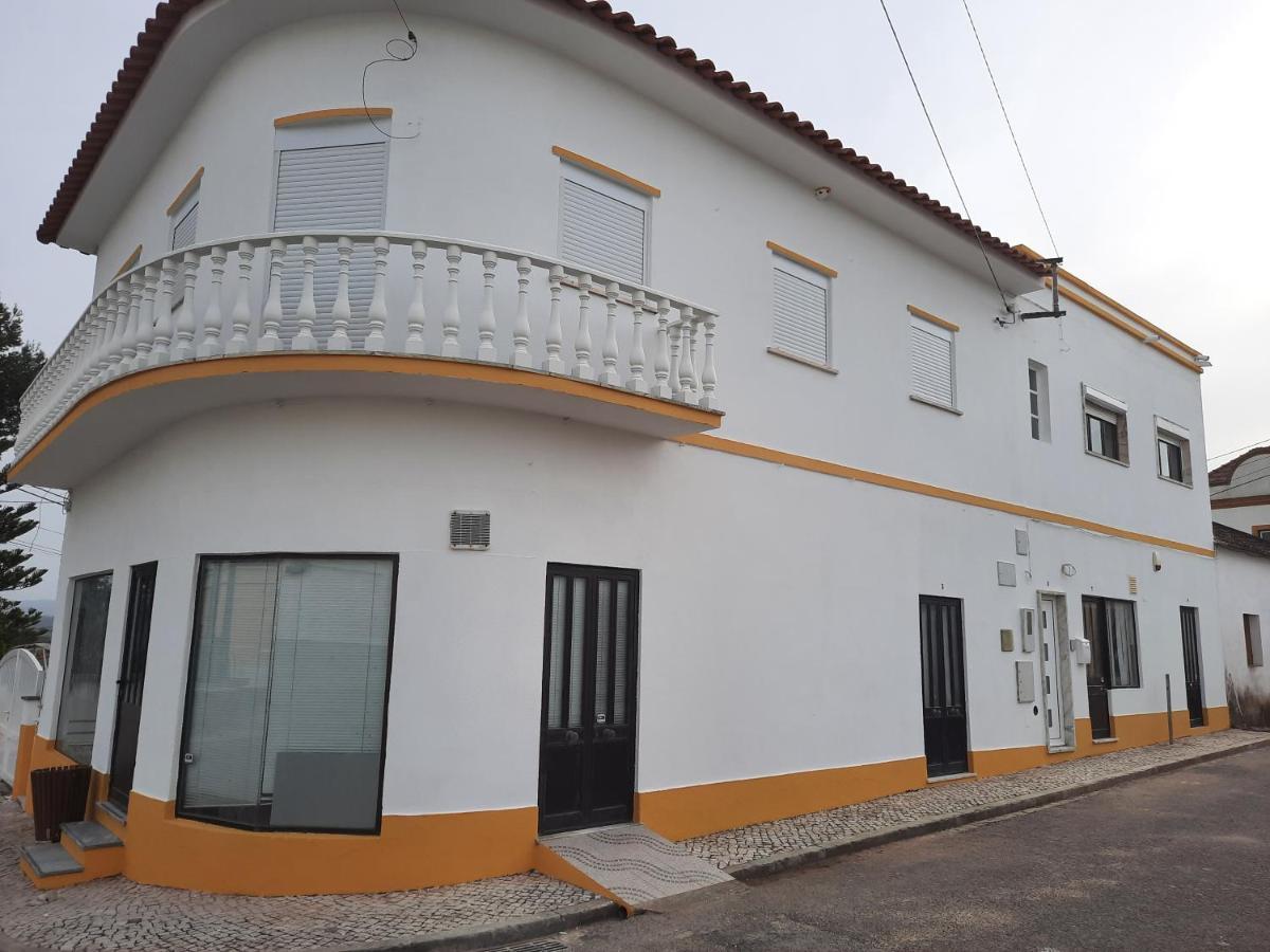 Casa Do Ninho - Entre O Campo E A Praia Cadaval Exterior foto